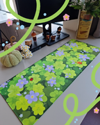 Clover Desk Mat