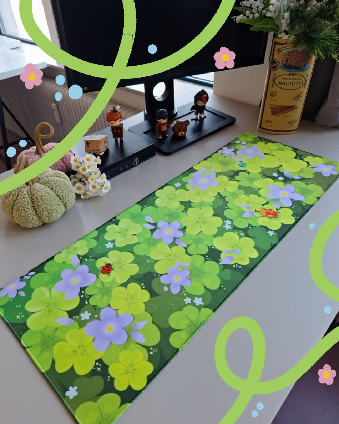Clover Desk Mat